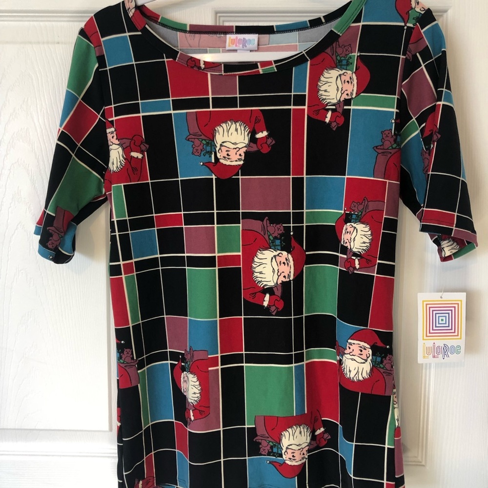 LulaRoe GiGi Christmas Print Decor Medium M Santa Holiday New NWT Short Sleeved